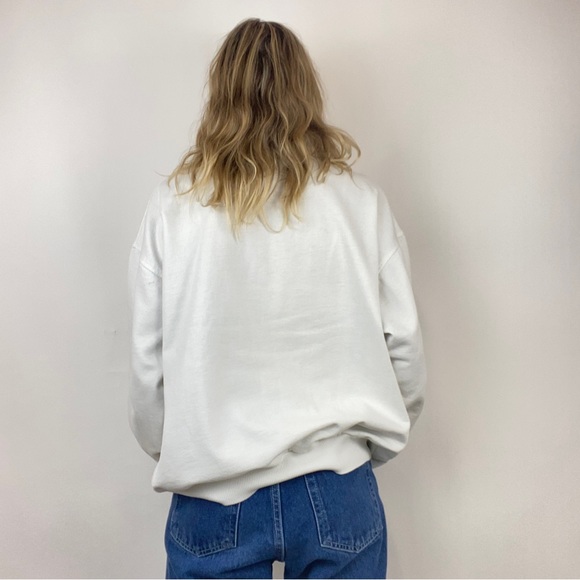 INTERNATIONAL GRAPHIC CREWNECK - Picture 3 of 4